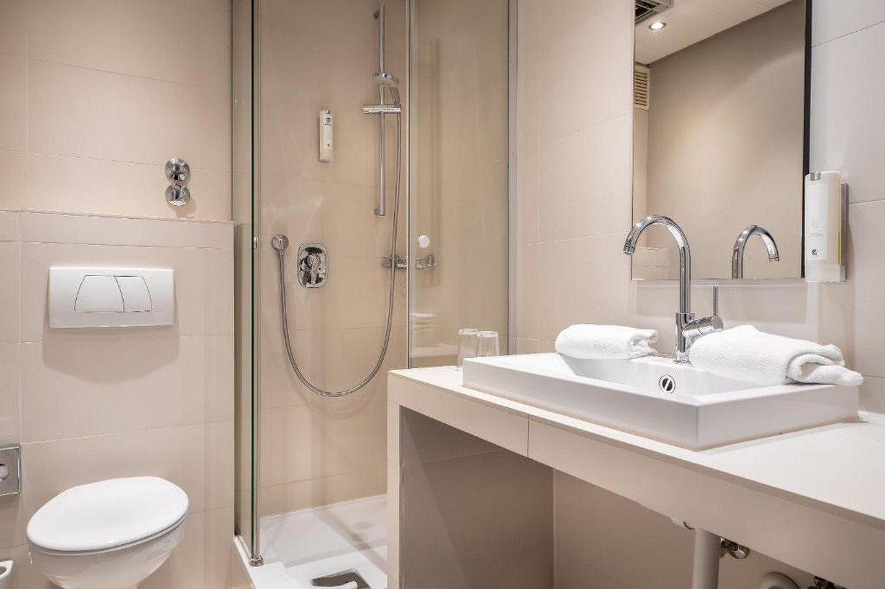 Best Western Hotel Goldenes Rad فريدريشسهافن المظهر الخارجي الصورة