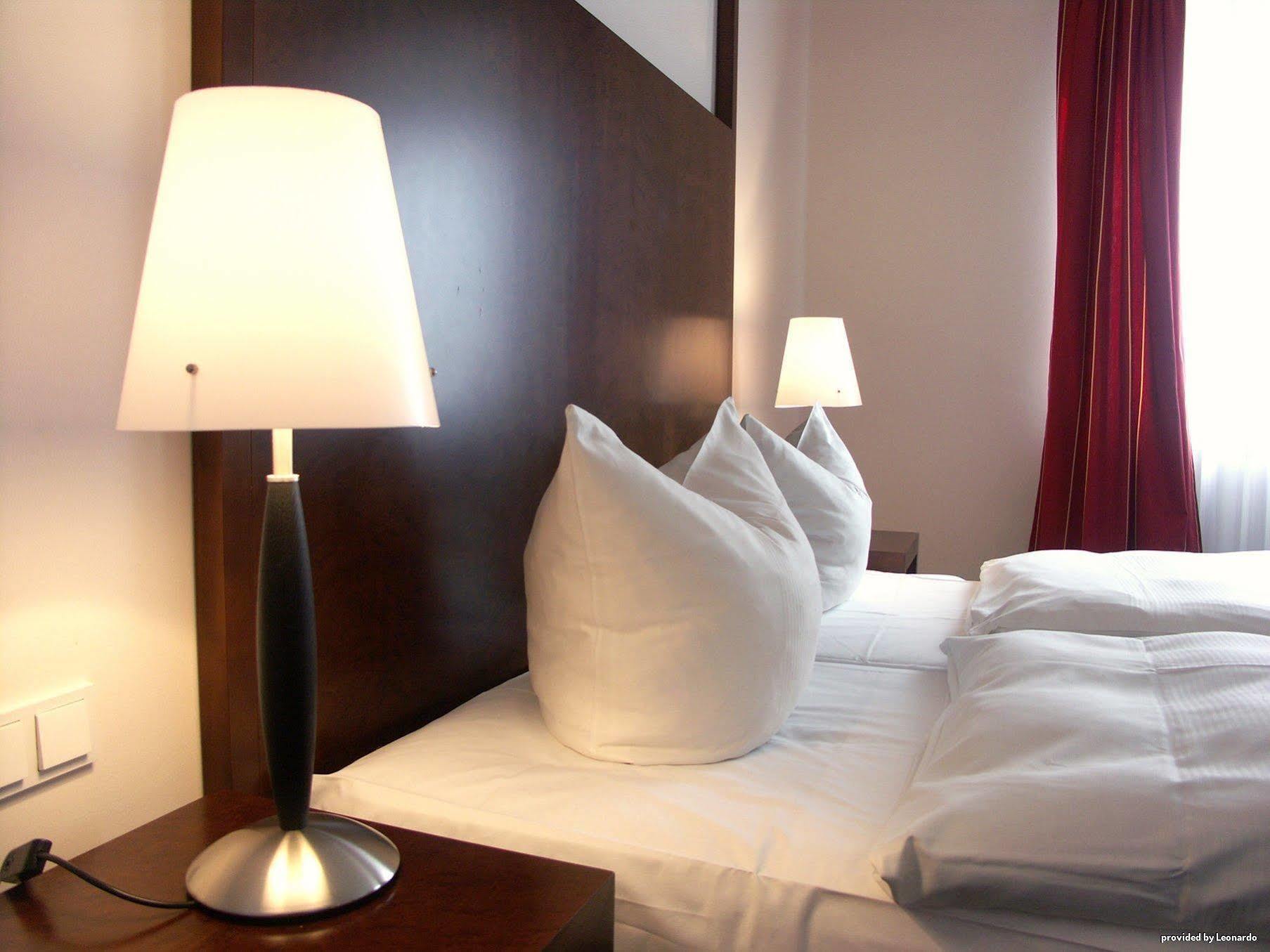 Best Western Hotel Goldenes Rad فريدريشسهافن المظهر الخارجي الصورة
