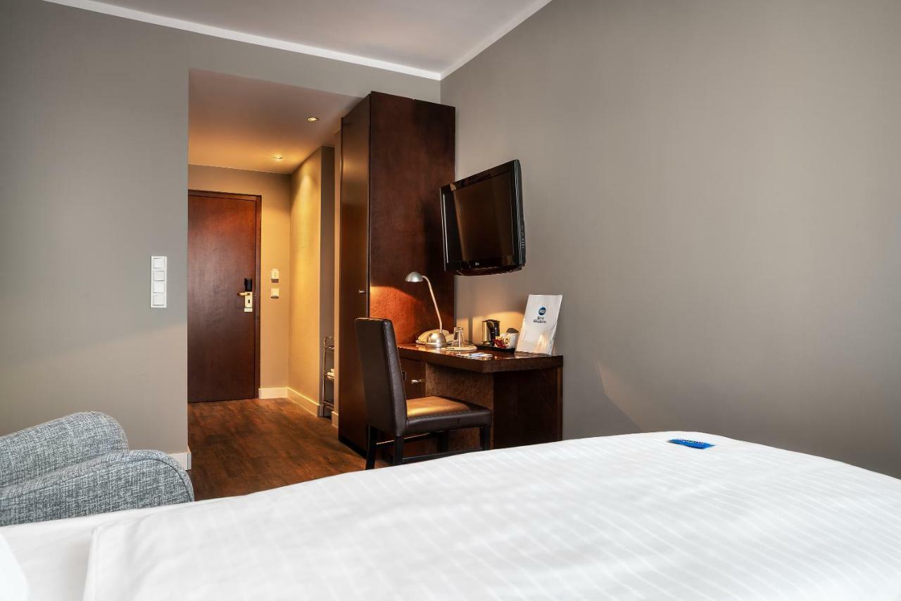 Best Western Hotel Goldenes Rad فريدريشسهافن المظهر الخارجي الصورة