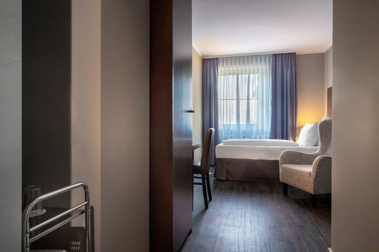 Best Western Hotel Goldenes Rad فريدريشسهافن المظهر الخارجي الصورة